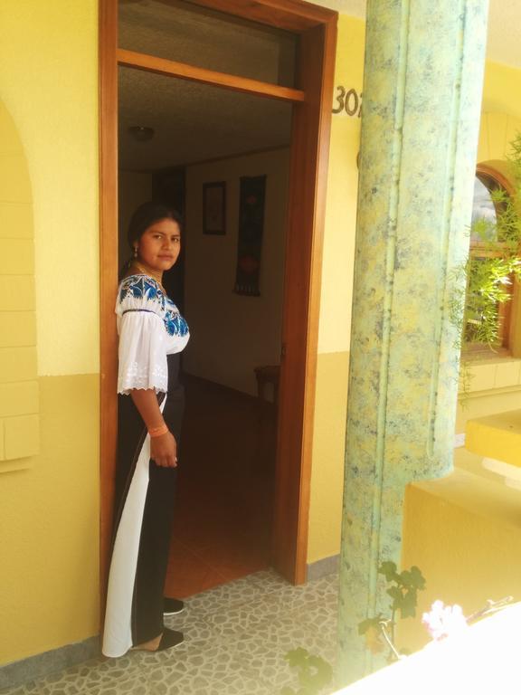 Hostal Curinan Otavalo Eksteriør billede