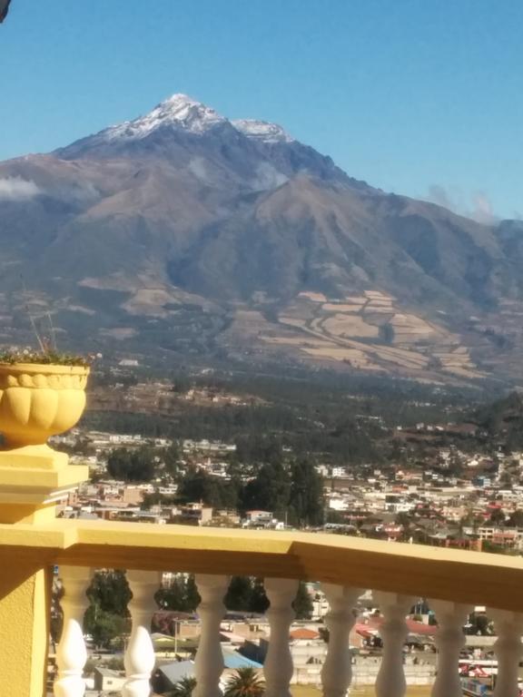 Hostal Curinan Otavalo Eksteriør billede