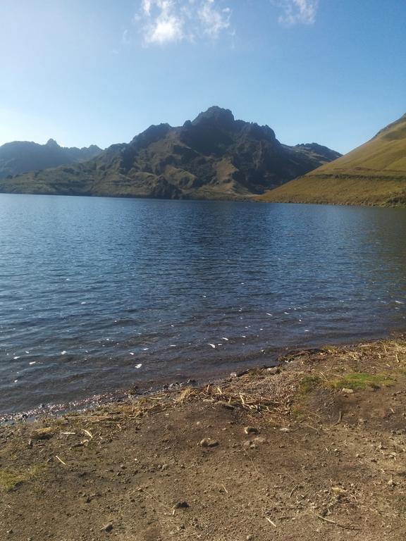 Hostal Curinan Otavalo Eksteriør billede
