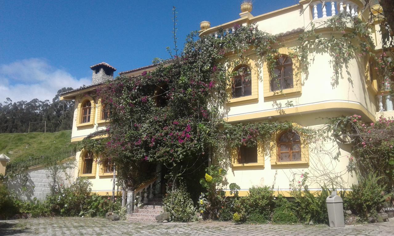 Hostal Curinan Otavalo Eksteriør billede