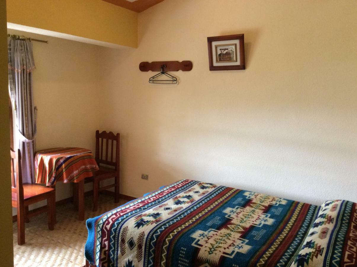 Hostal Curinan Otavalo Eksteriør billede